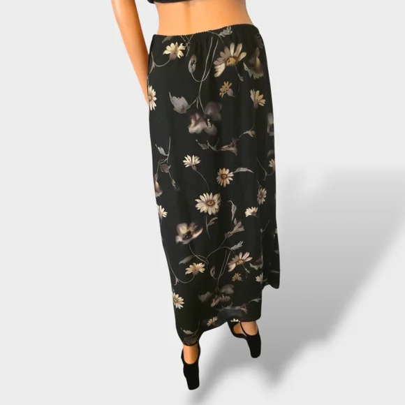 🖤90s Floral Black Maxi Skirt - Picture 6 of 6